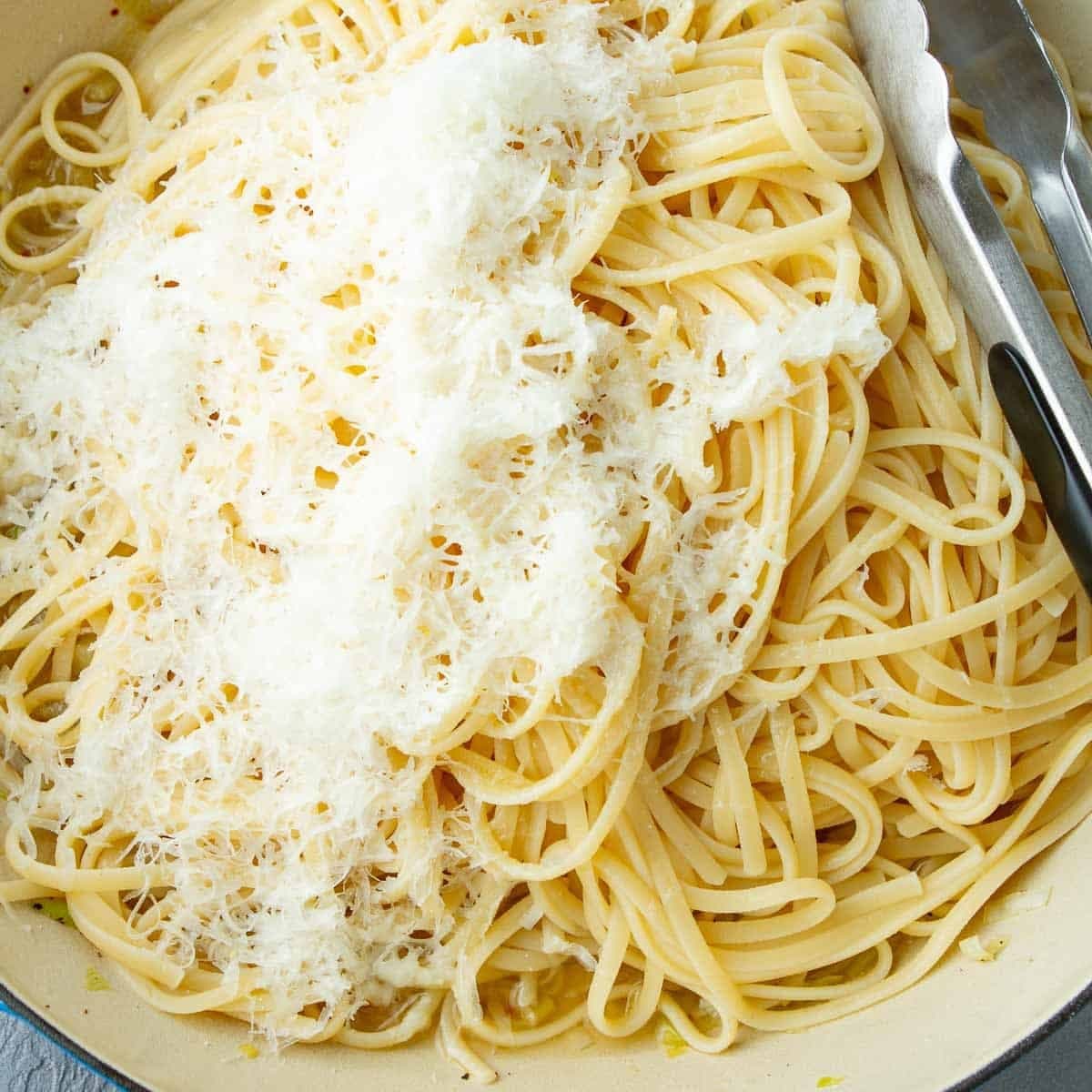 Smoked Salmon Linguini with White Wine Sauce